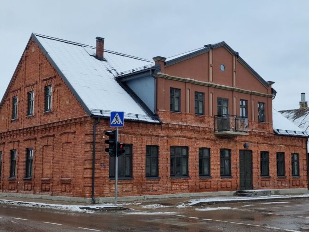 Atnaujintas buvusios Pakruojo miesto spaustuvės pastatas | Pakruojo ...