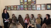 Renginio dalyviai pasveikinti daina